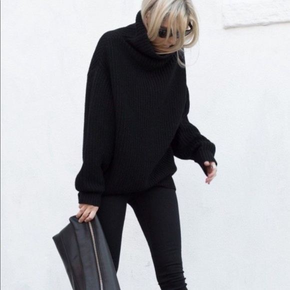 Aritzia Sweaters - Wilfred Montpellier Sweater Black